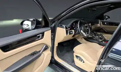 Porsche Cayenne 2021 3.0 Автомат в Москве № 165100, миниатюра 5