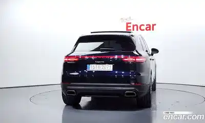 Porsche Cayenne 2021 3.0 Автомат в Москве № 165393, миниатюра 4