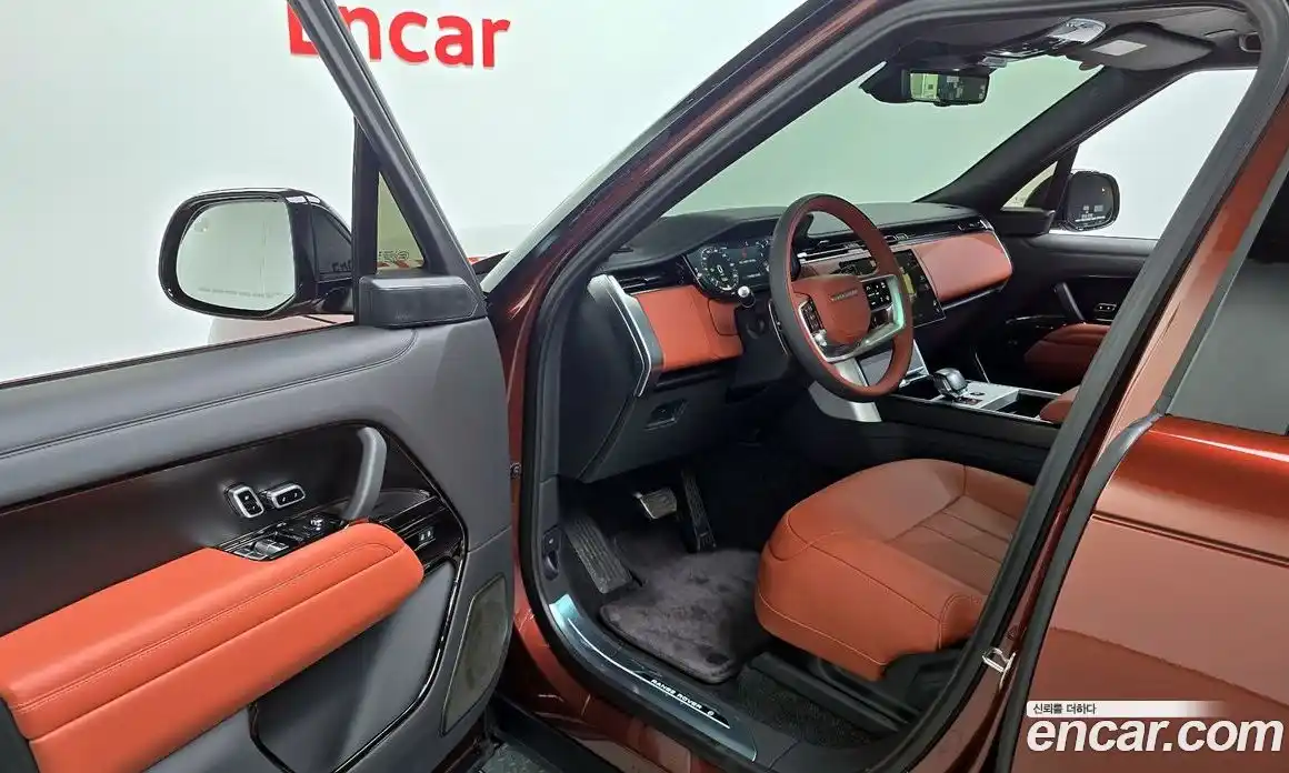 Land Rover Range-Rover 2024 4.4 Автомат в Москве № 166021, фото 11