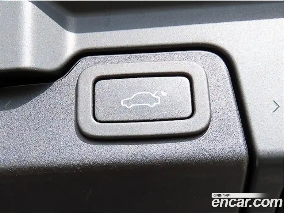 Land Rover Range-Rover Evoque 2017 2.0 Автомат в Москве № 166889, фото 16