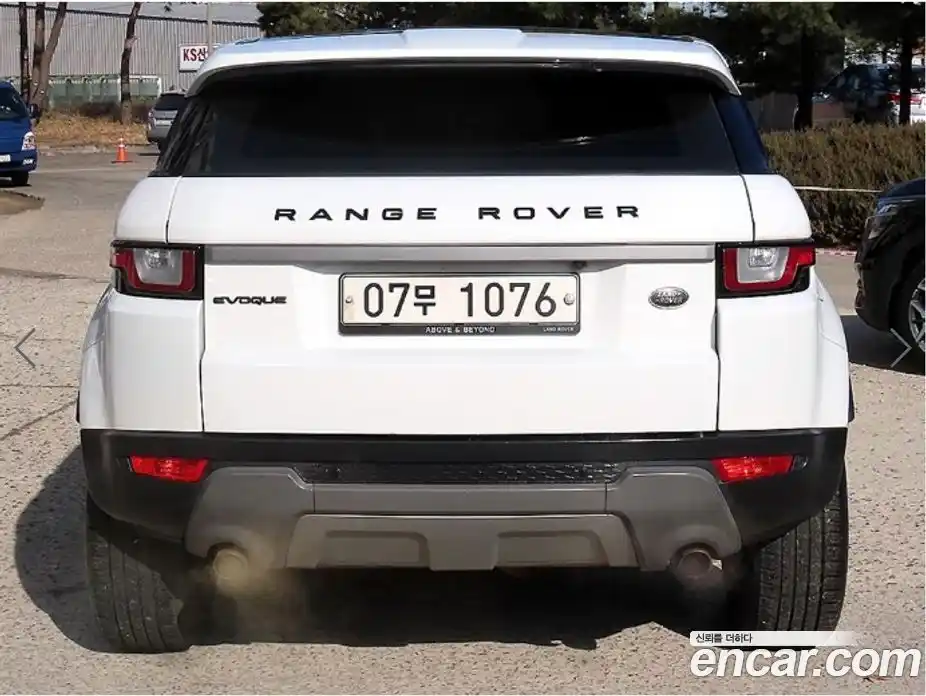 Land Rover Range-Rover Evoque 2017 2.0 Автомат в Москве № 166889, фото 4