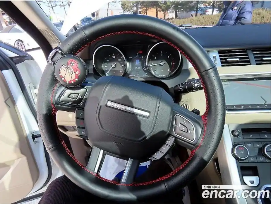 Land Rover Range-Rover Evoque 2017 2.0 Автомат в Москве № 166889, фото 8