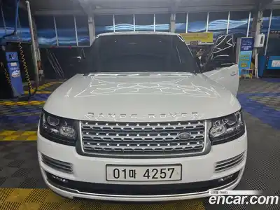 Land Rover Range-Rover 2017 4.4 Автомат в Москве № 166899, миниатюра 2
