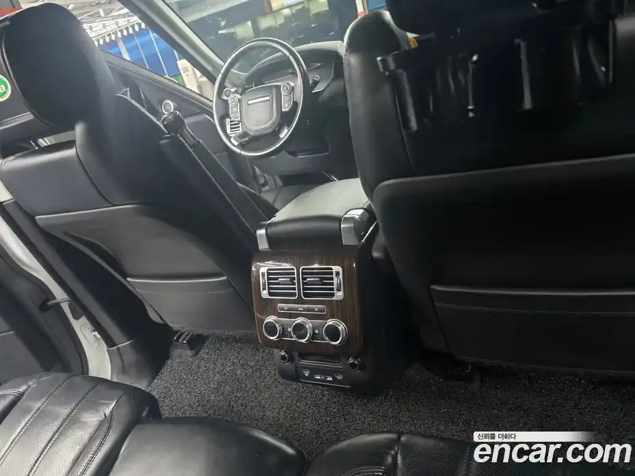 Land Rover Range-Rover 2017 4.4 Автомат в Москве № 166899, фото 5