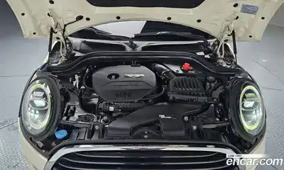 Mini Cooper 2019 1.5 Автомат в Москве № 167294, миниатюра 4