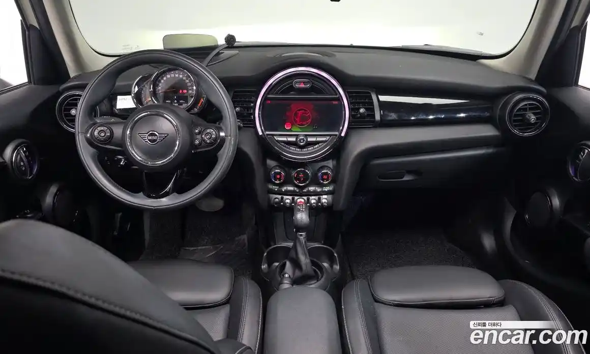 Mini Cooper 2019 1.5 Автомат в Москве № 167294, фото 8