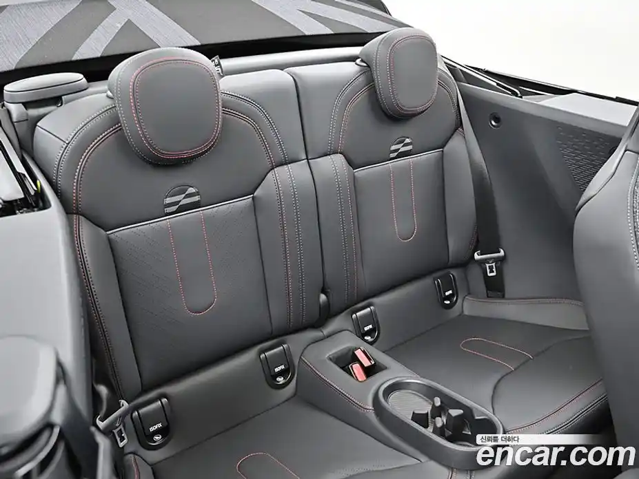 Mini Cooper Convertible 2025 2.0 Автомат в Москве № 167328, фото 12