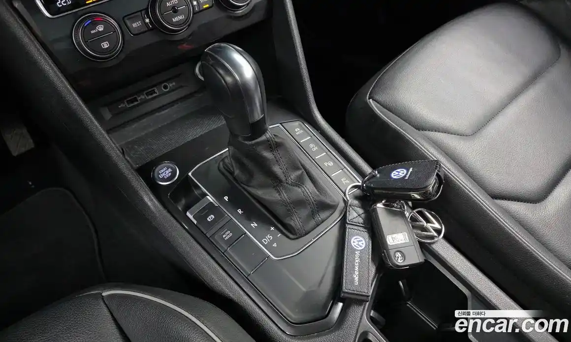 Volkswagen Tiguan 2020 2.0 Автомат в Москве № 168649, фото 11