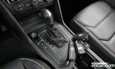 Volkswagen Tiguan 2020 2.0 Автомат в Москве № 168649, миниатюра 11