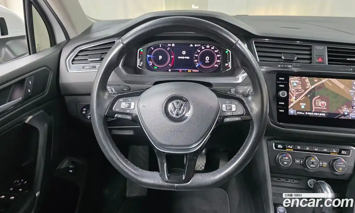 Volkswagen Tiguan 2020 2.0 Автомат в Москве № 168649, фото 17