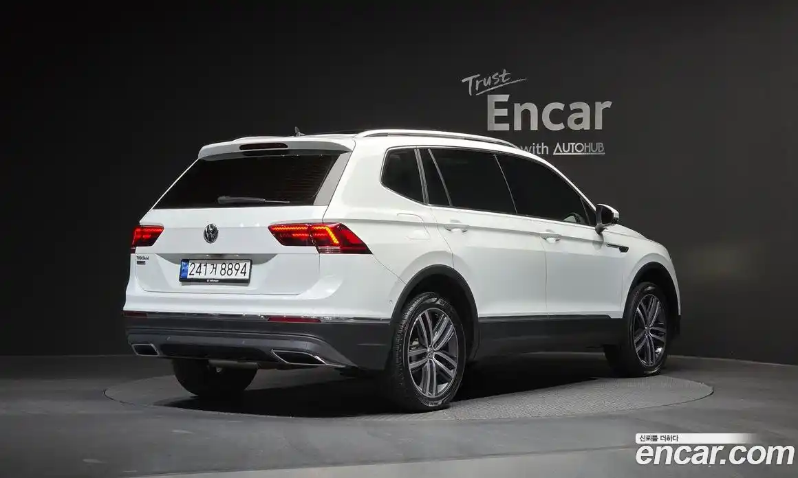 Volkswagen Tiguan 2020 2.0 Автомат в Москве № 168649, фото 19