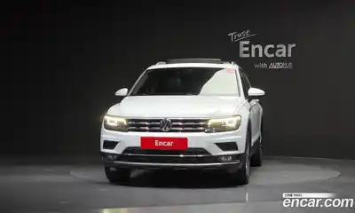 Volkswagen Tiguan 2020 2.0 Автомат в Москве № 168649, миниатюра 9