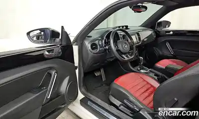 Volkswagen Beatle 2013 2.0 Автомат в Москве № 169046, миниатюра 11