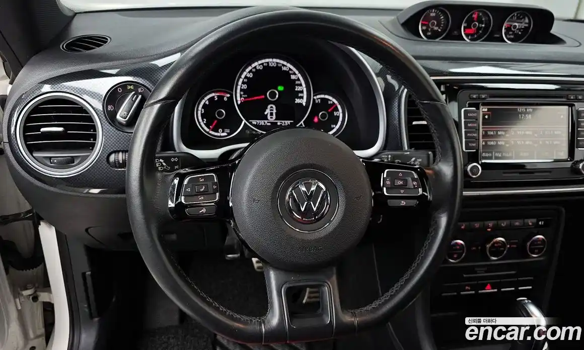 Volkswagen Beatle 2013 2.0 Автомат в Москве № 169046, фото 19