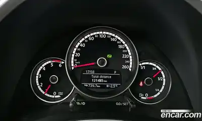 Volkswagen Beatle 2013 2.0 Автомат в Москве № 169046, миниатюра 7