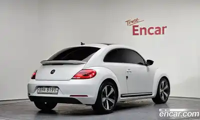 Volkswagen Beatle 2013 2.0 Автомат в Москве № 169046, миниатюра 8