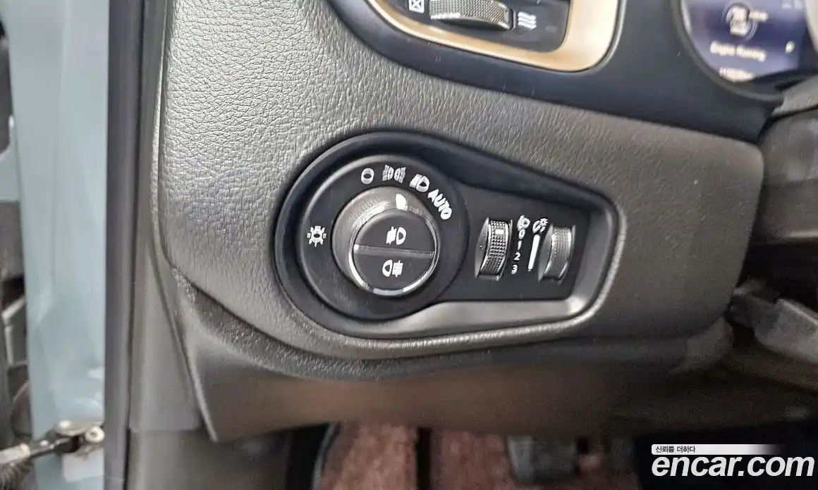 Jeep Renegade 2016 2.0 Автомат в Москве № 169846, фото 14