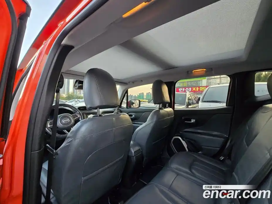 Jeep Renegade 2017 2.4 Автомат в Москве № 170056, фото 13