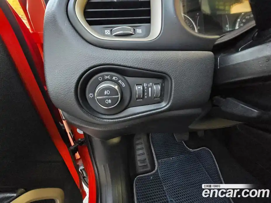 Jeep Renegade 2017 2.4 Автомат в Москве № 170056, фото 10