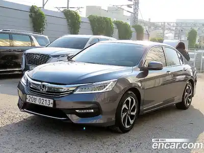 Honda Accord 2017 2.4 Автомат в Москве № 170711, миниатюра 2