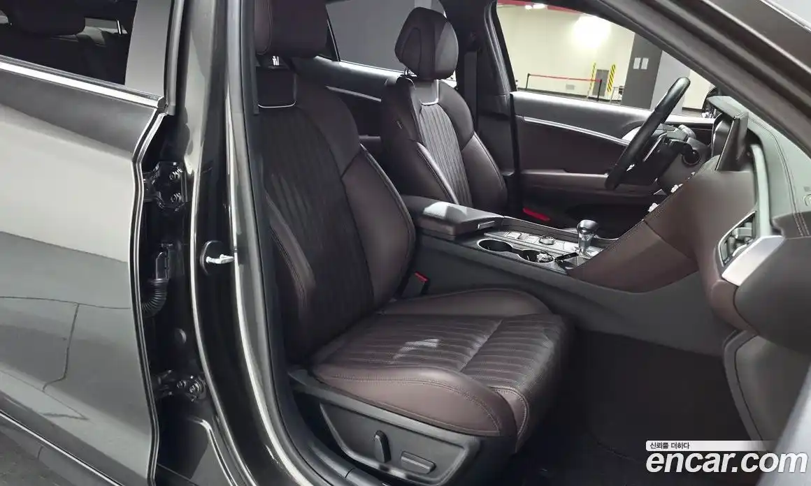 Genesis G70 2023 2.0 Автомат в Москве № 1707, фото 4