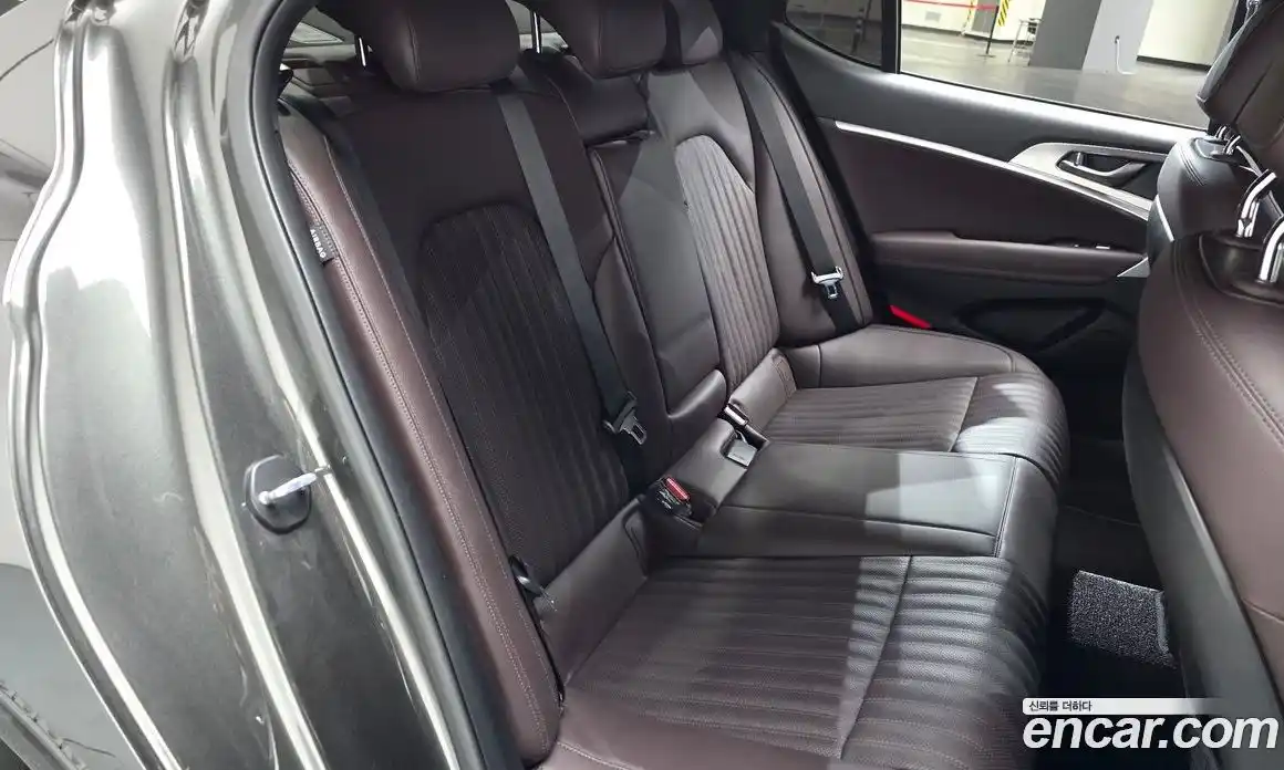 Genesis G70 2023 2.0 Автомат в Москве № 1707, фото 10