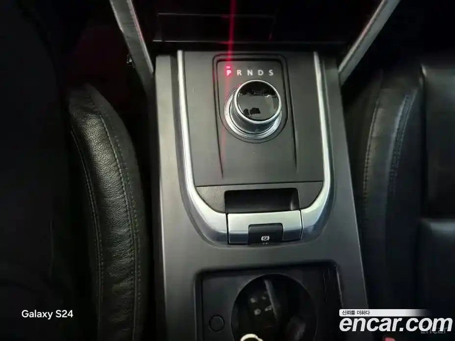 Land Rover Discovery Sport 2016 2.0 Автомат в Москве № 172465, фото 17