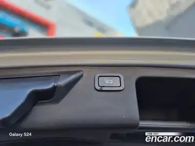 Land Rover Discovery Sport 2016 2.0 Автомат в Москве № 172465, миниатюра 8