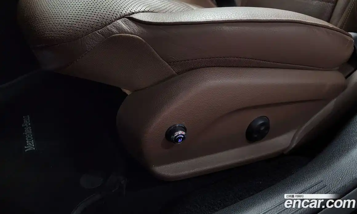 Mercedes-Benz E-Class 2020 2.0 Автомат в Москве № 180656, фото 11