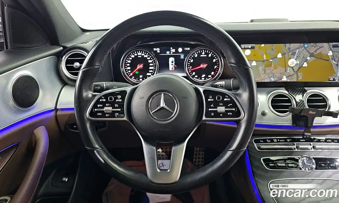 Mercedes-Benz E-Class 2020 2.0 Автомат в Москве № 180656, фото 12