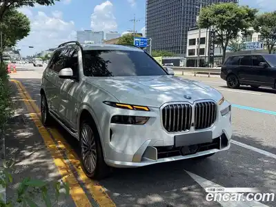BMW X7, 2025