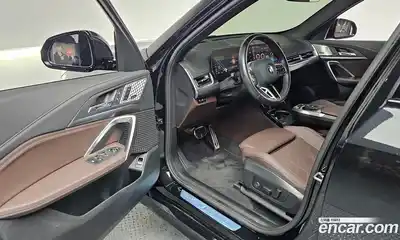 BMW X1 2023 2.0 Автомат в Москве № 189219, миниатюра 2