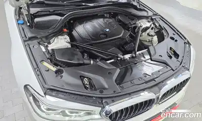 BMW 5-Series 2017 2.0 Автомат в Москве № 192149, миниатюра 2