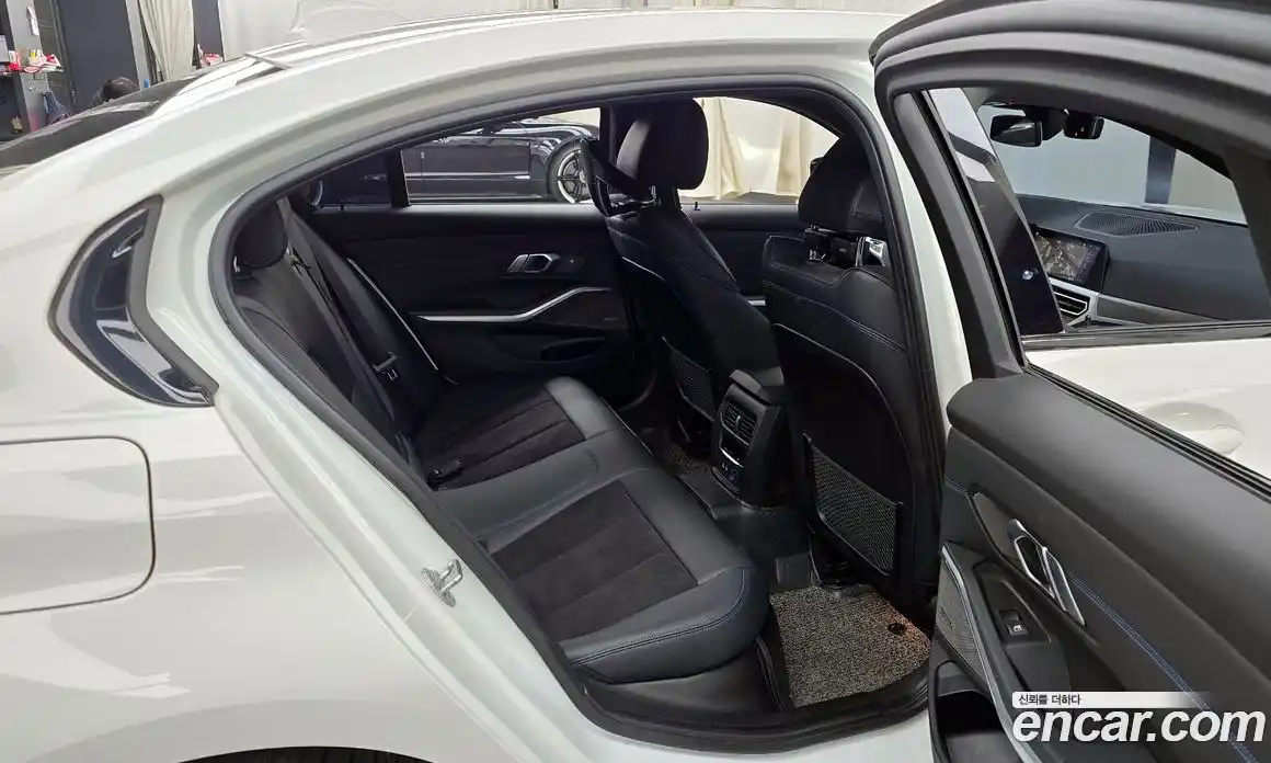 BMW 3-Series 2020 2.0 Автомат в Москве № 193303, фото 12