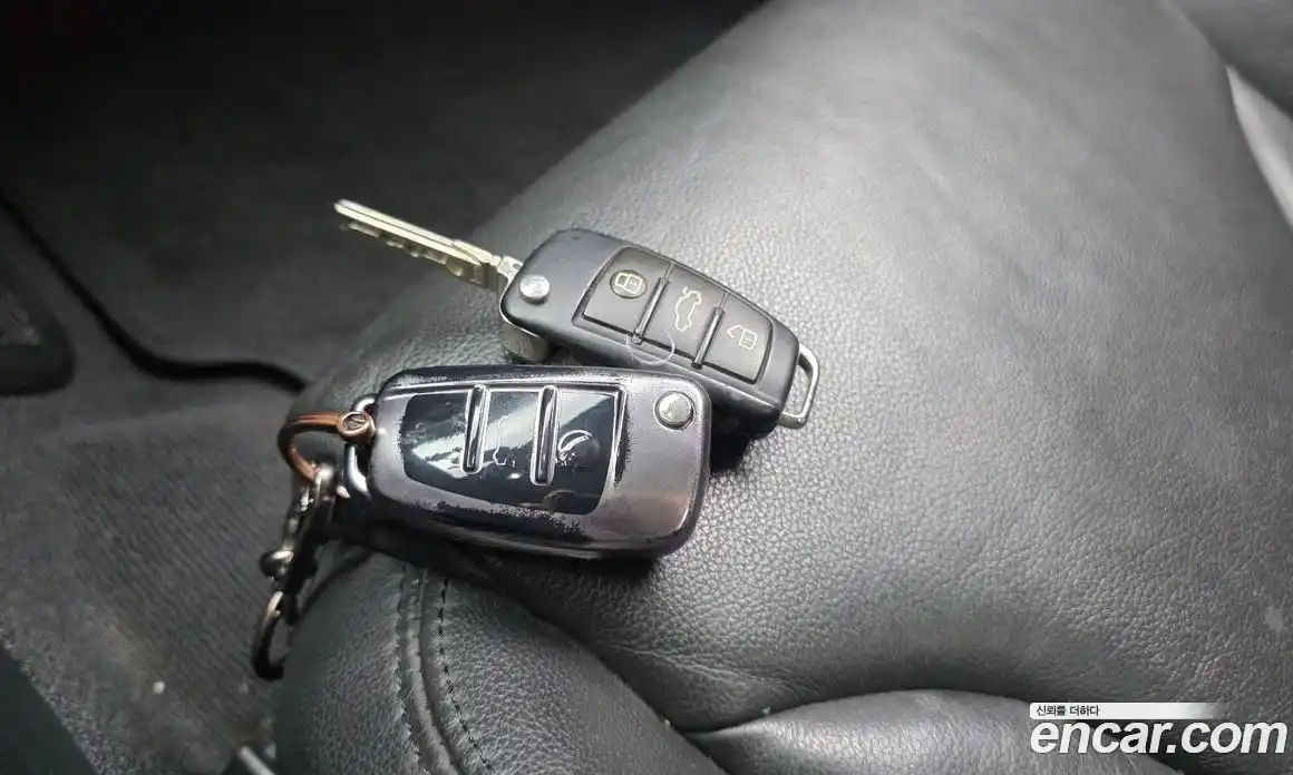 Audi TT 2008 2.0 Автомат в Москве № 193426, фото 9