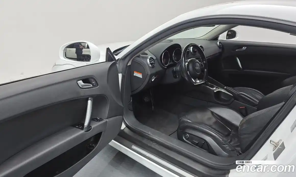 Audi TT 2008 2.0 Автомат в Москве № 193426, фото 10