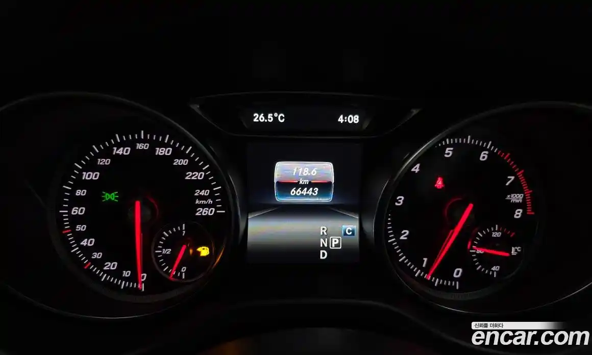 Mercedes-Benz GLA-Class 2019 2.0 Автомат в Москве № 194442, фото 13