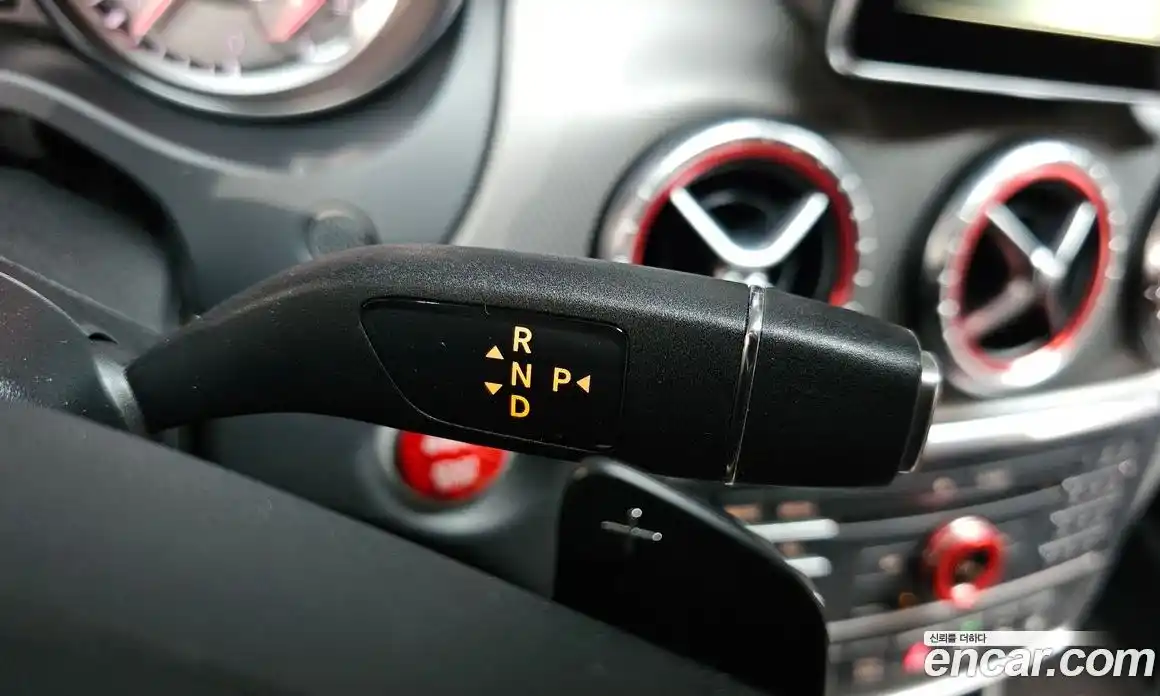 Mercedes-Benz CLA-Class 2016 2.1 Автомат в Москве № 194690, фото 11