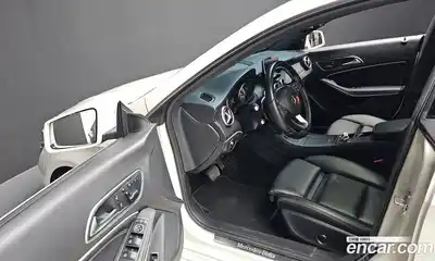 Mercedes-Benz CLA-Class 2016 2.1 Автомат в Москве № 194690, миниатюра 2