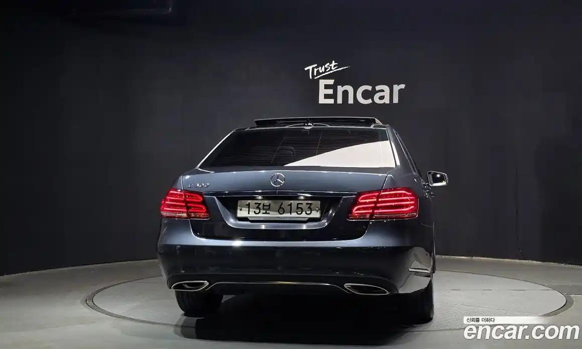 Mercedes-Benz E-Class 2014 3.5 Автомат в Москве № 194747, фото 18