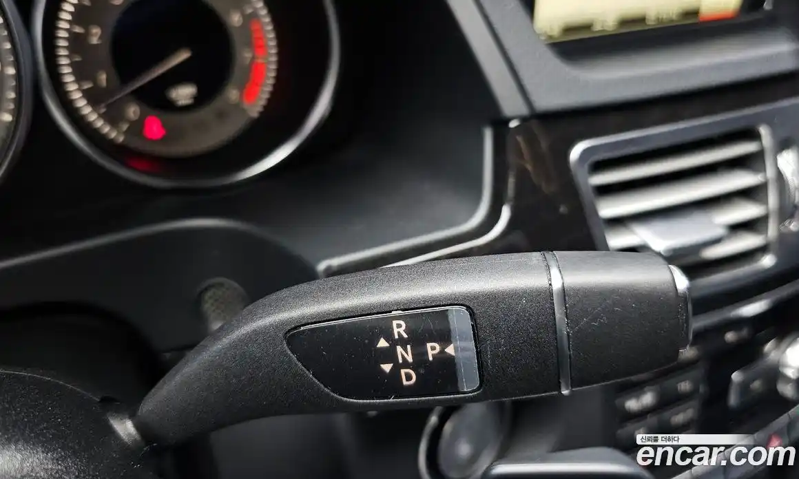 Mercedes-Benz E-Class 2014 3.5 Автомат в Москве № 194747, фото 20