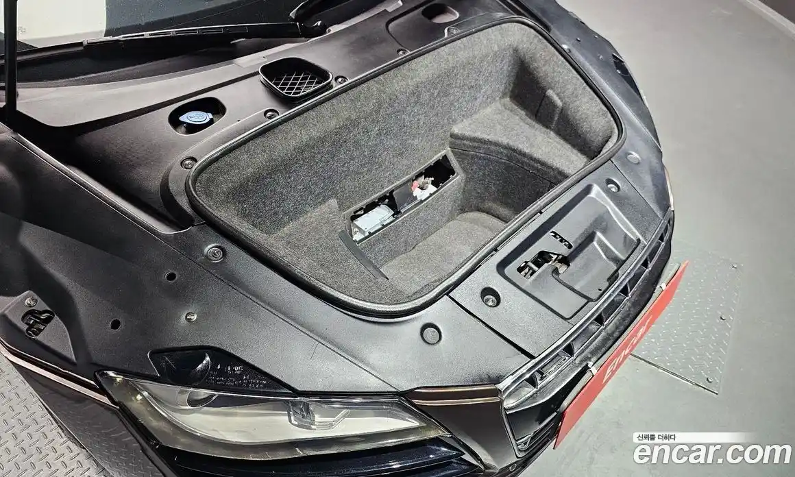 Audi R8 2012 5.2 Робот в Москве № 195147, фото 19