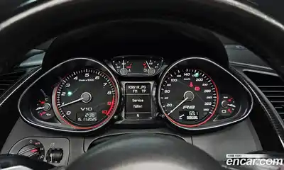 Audi R8 2012 5.2 Робот в Москве № 195147, миниатюра 8