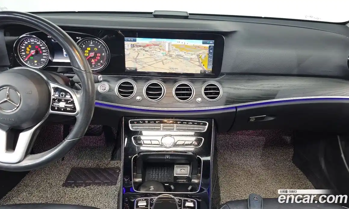 Mercedes-Benz E-Class 2020 1.9 Автомат в Москве № 195325, фото 12