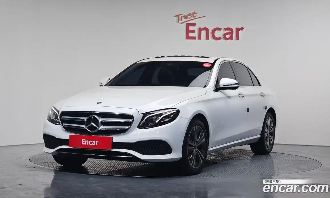 Mercedes-Benz E-Class 2020 1.9 Автомат в Москве № 195325, фото 20