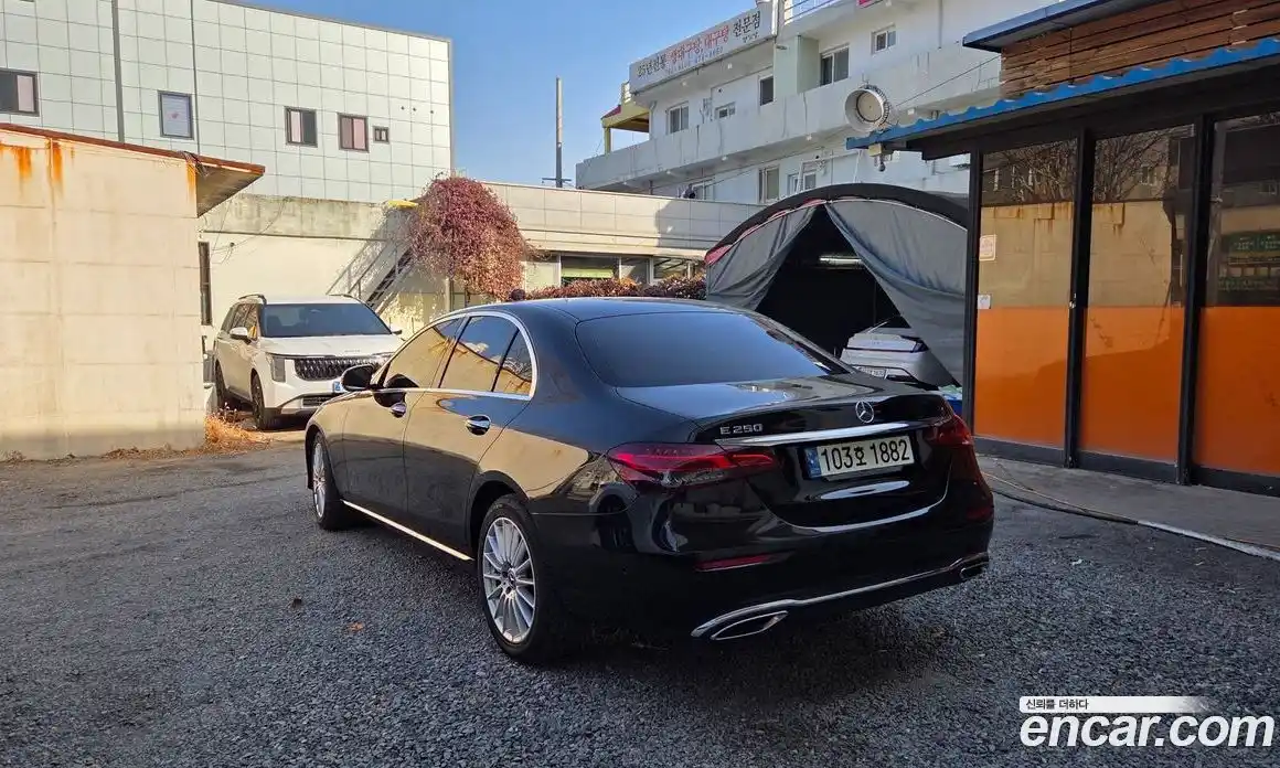 Mercedes-Benz E-Class 2021 2.0 Автомат в Москве № 195519, фото 15