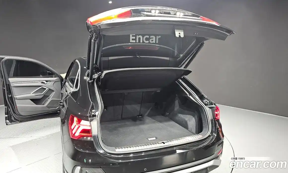 Audi Q3 2023 2.0 Автомат в Москве № 196284, фото 7