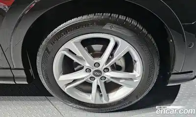 Audi Q3 2023 2.0 Автомат в Москве № 196284, миниатюра 8