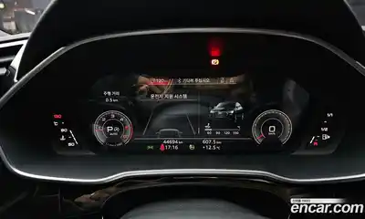 Audi Q3 2023 2.0 Автомат в Москве № 196284, миниатюра 9