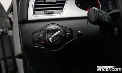 Audi A4 2010 2.0 Автомат в Москве № 196453, миниатюра 10